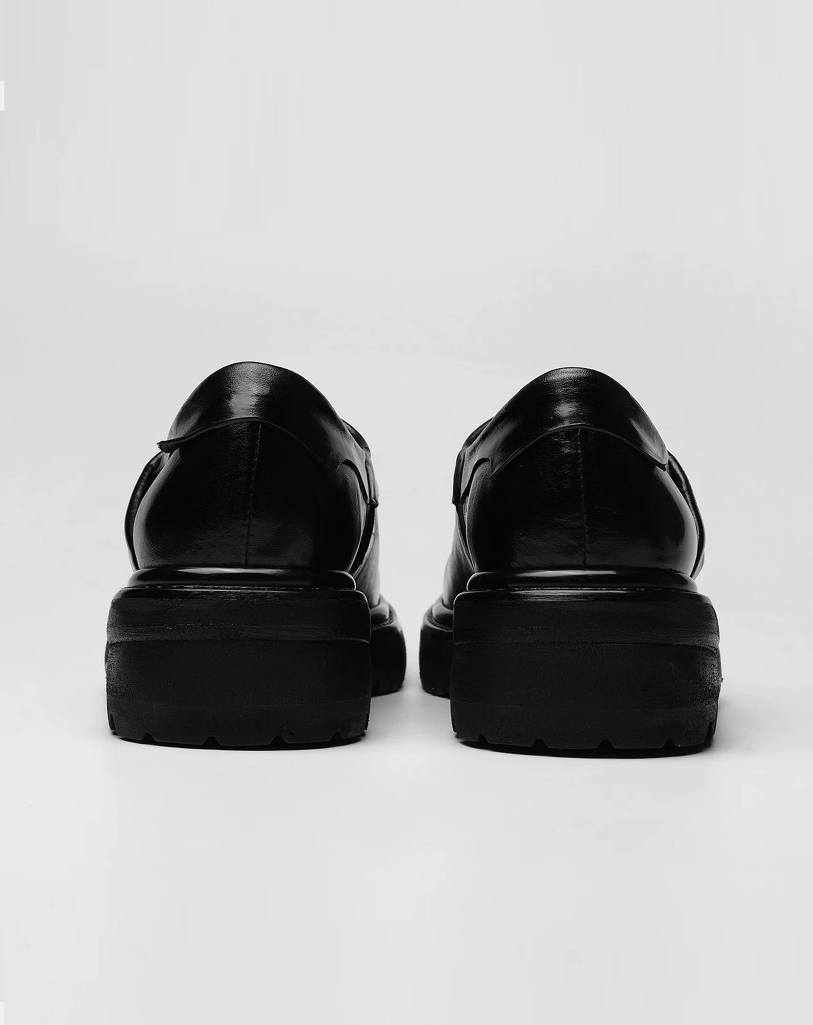 WOFEE CHUNKY LEATHER