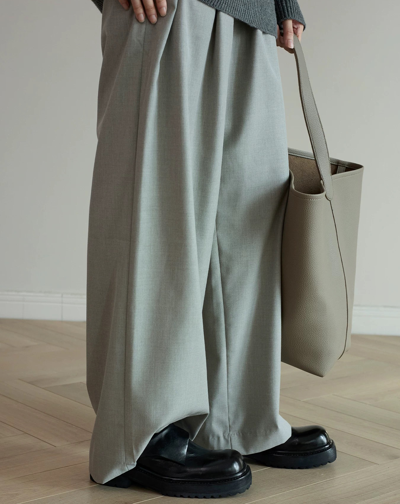 WOFEE CHUNKY LEATHER