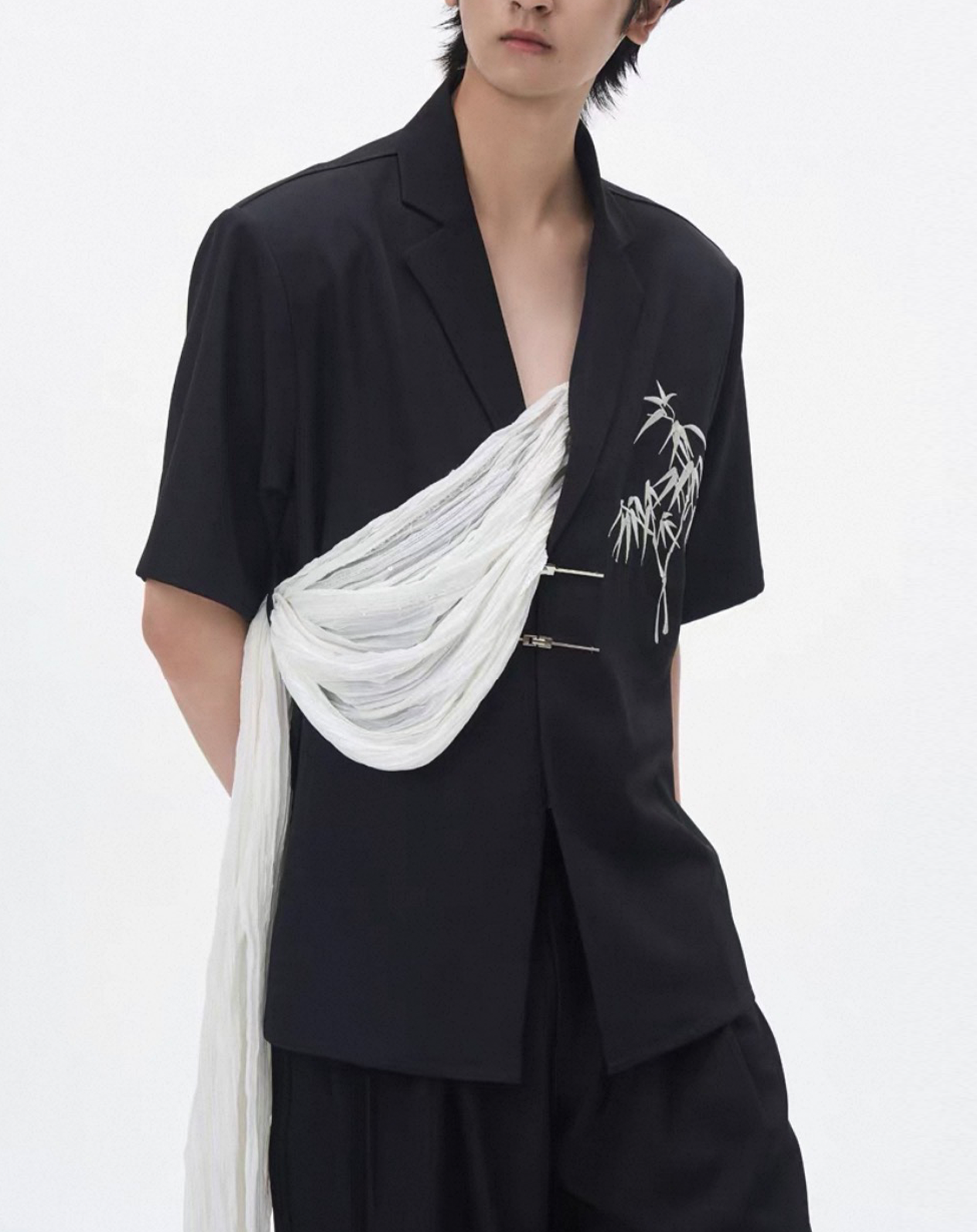 BACKSTAGE AVENT-GARDE SHIRT