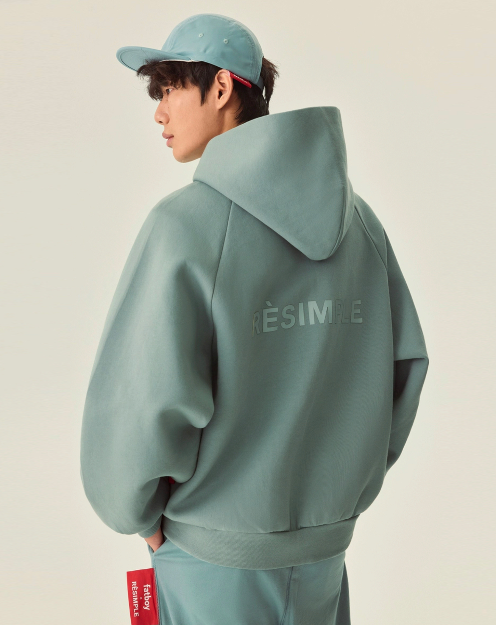 RESIMPLE - هودي