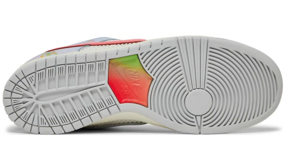 Nike SB Dunk Low Pro - BACKSTAGE - باك ستيج - BACKSTAGE باك ستيج your go-to destination for discovering the finest brands that cater to every taste and occasion in KSA and Middle East. 